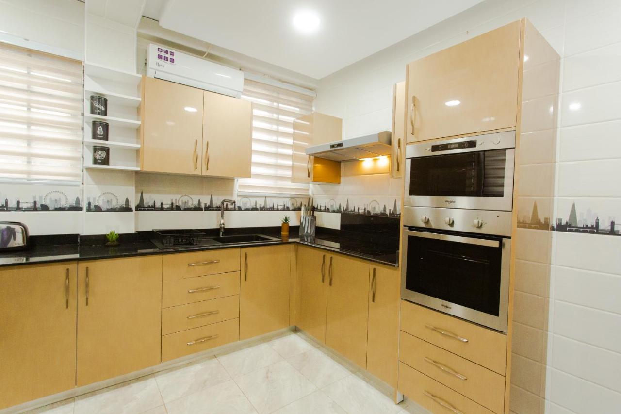 Accra Luxury Homes @ Achimota Lapaz Exterior photo