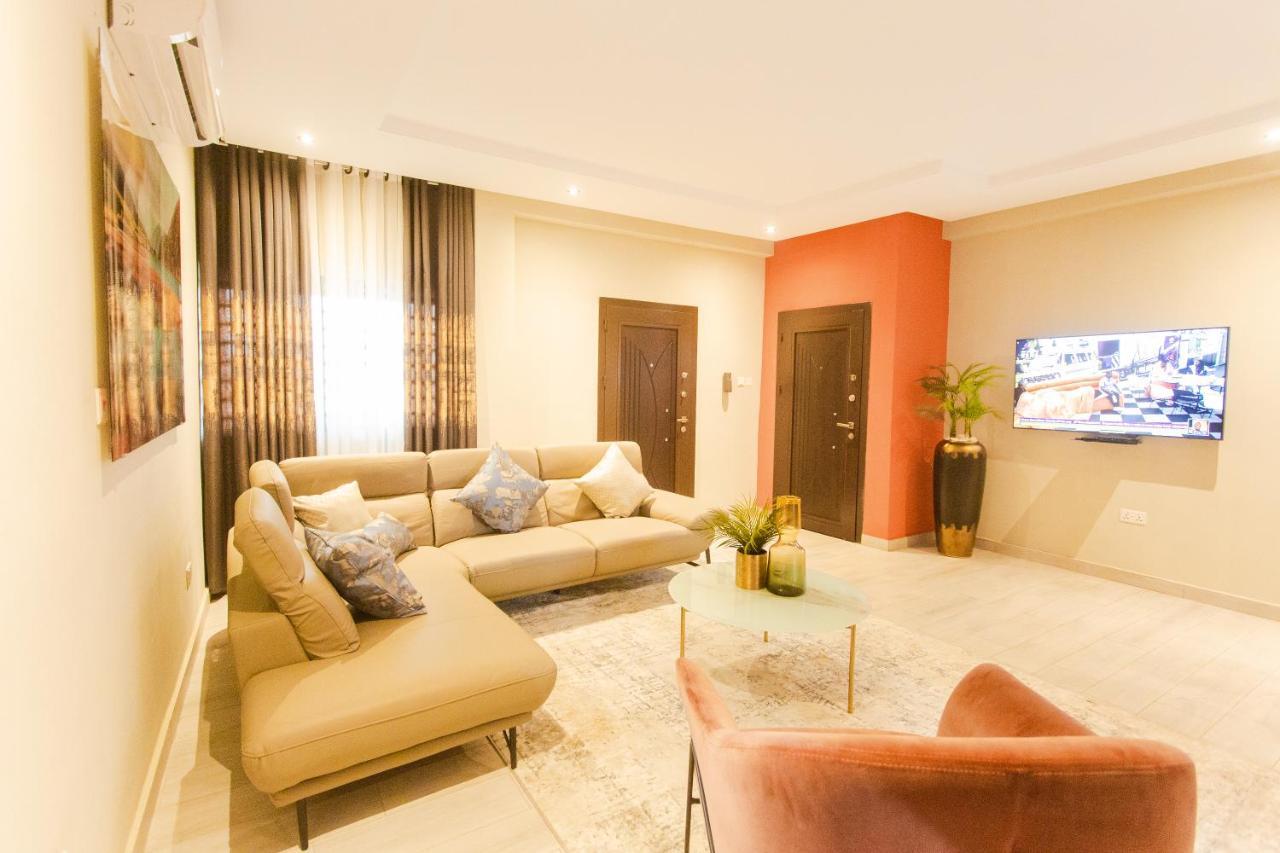 Accra Luxury Homes @ Achimota Lapaz Exterior photo